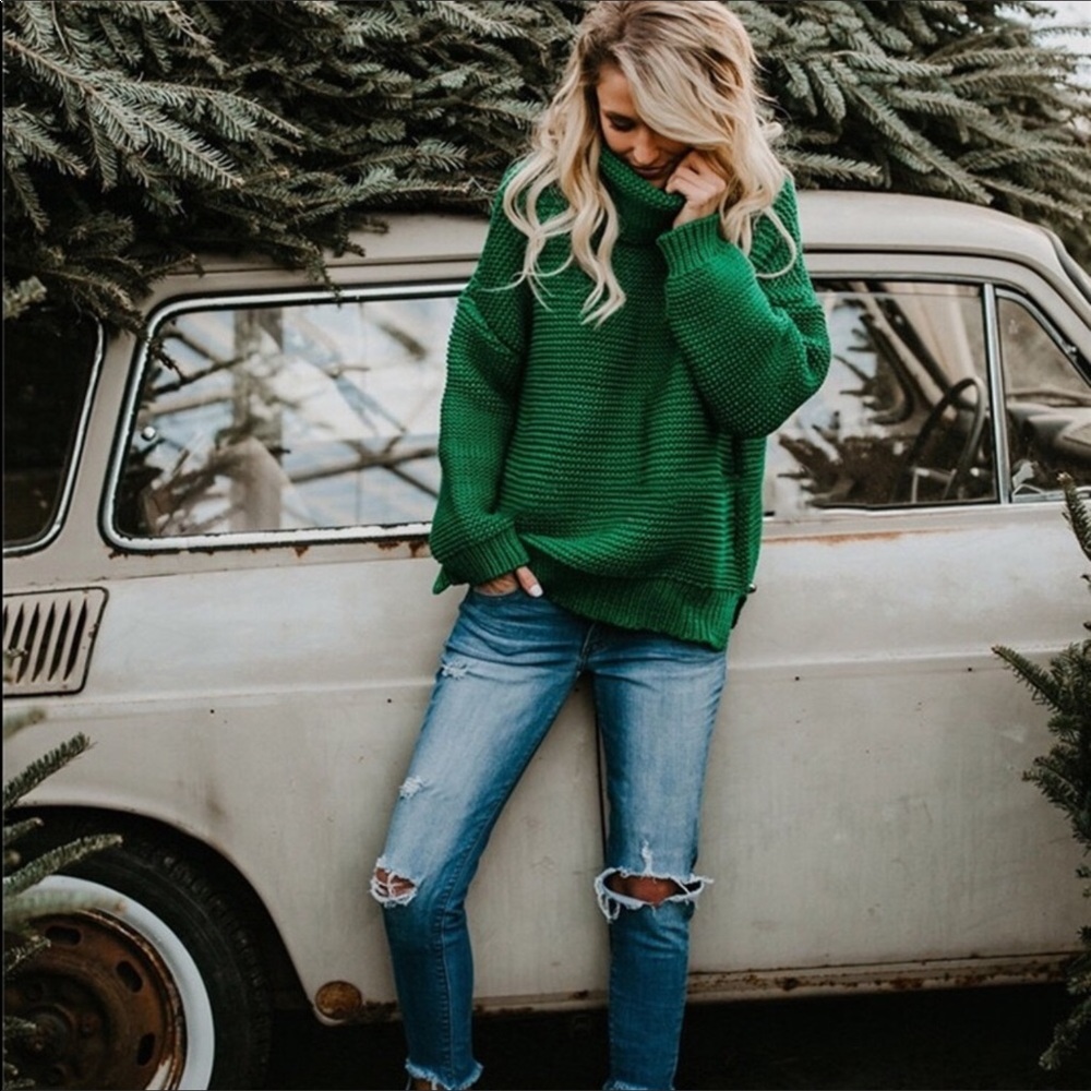 Kourtney Jade Cable Knit Sweater - Picture 3 of 7